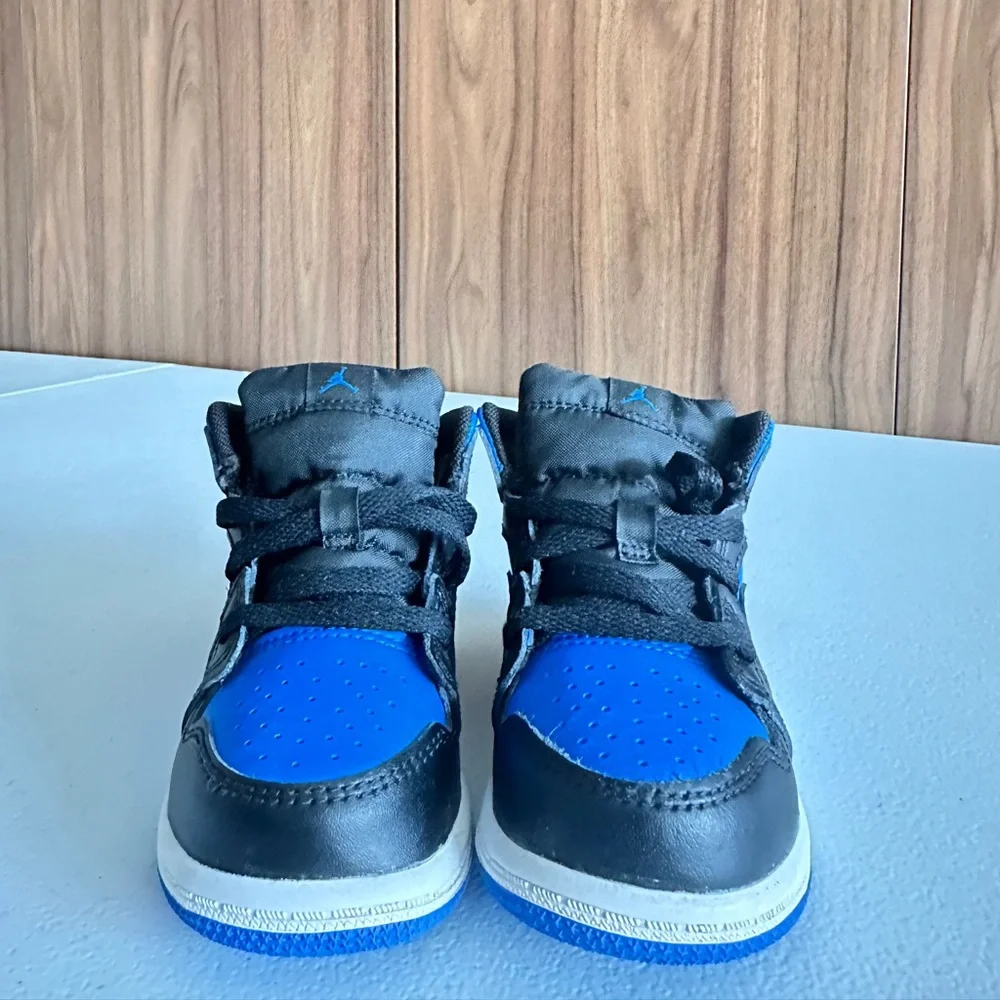 Jordan 1 Mid ‘Royal Blue’ toddler size 7C - Picture 14 of 16
